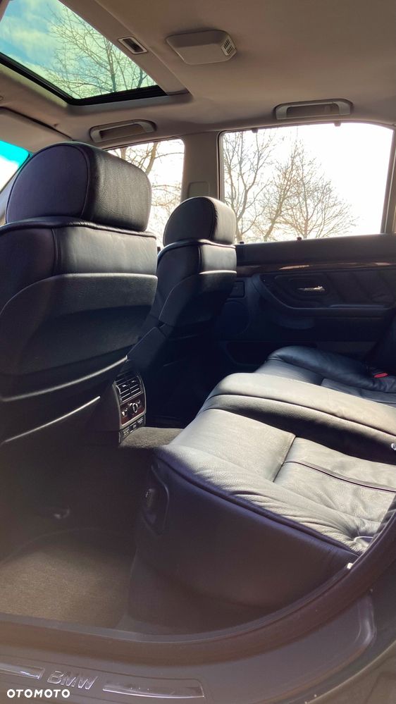 BMW Seria 7 - 18