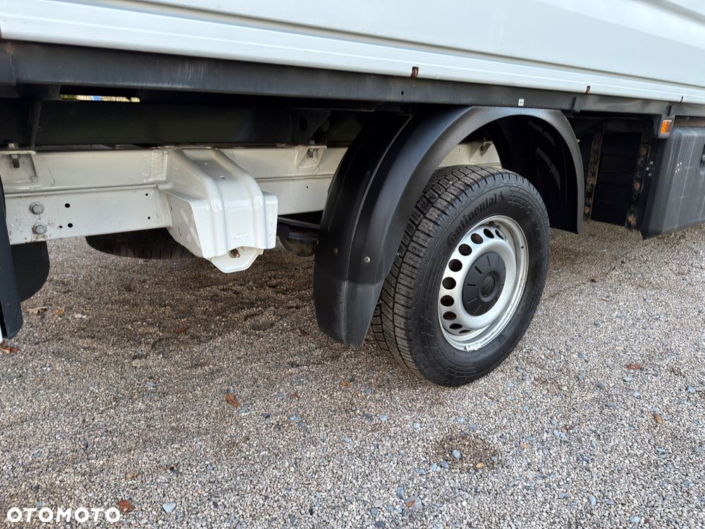 Volkswagen Crafter - 16