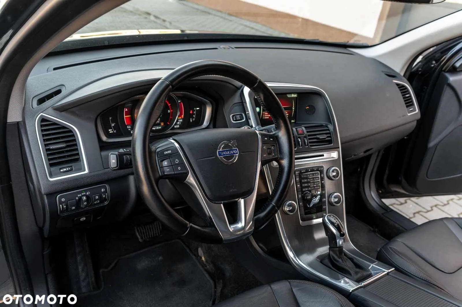 Volvo XC 60 - 28
