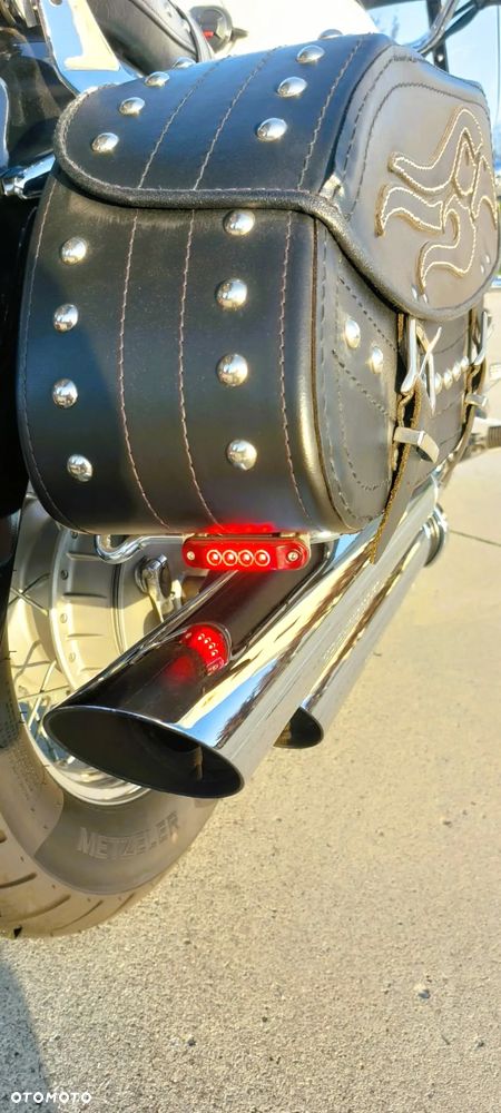 Suzuki VL 800 Volusia - Boulevard C50 - 27