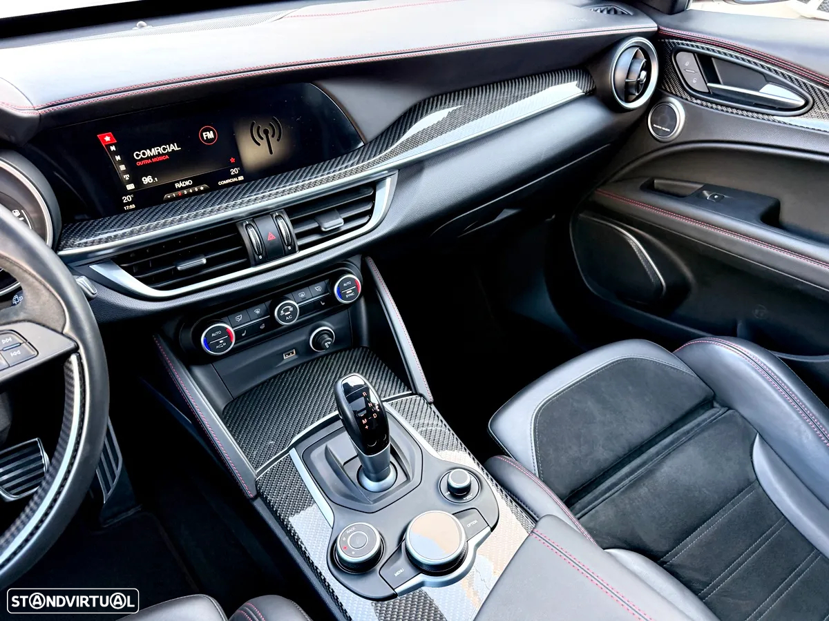 Alfa Romeo Stelvio 2.9 T Quadrifoglio Q4 - 16