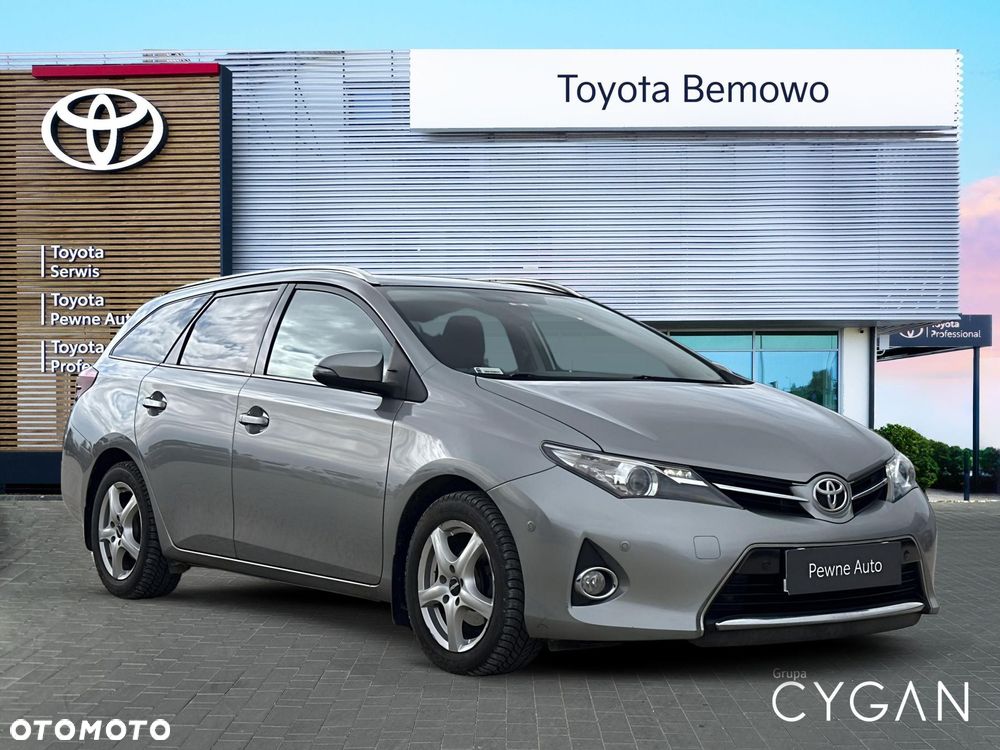 Toyota Auris 1.6 Premium Comfort - 3