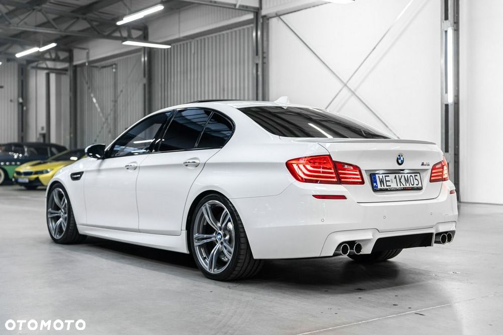 BMW M5 DKG - 10