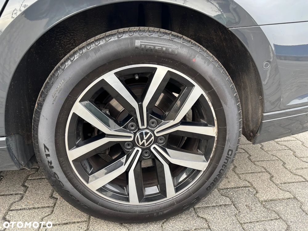 Volkswagen Passat Variant 2.0 TSI Business DSG - 16