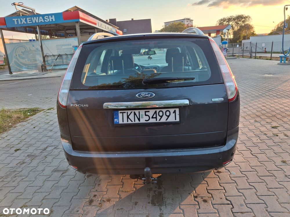 Ford Focus 1.8 FF Ghia - 5