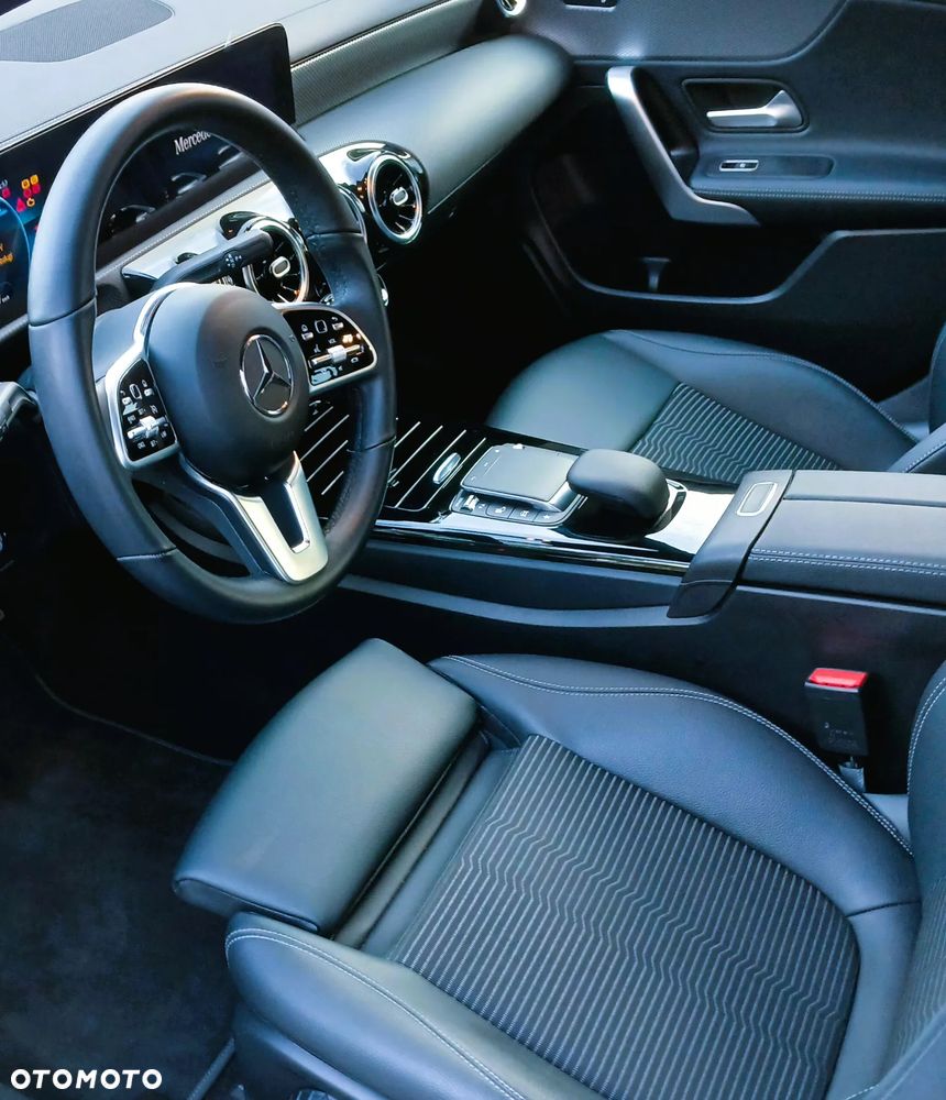 Mercedes-Benz CLA 200 7G-DCT Edition 2022 - 5