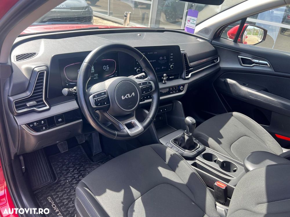 Kia Sportage 1.6 T-GDI 6MT 4x2 Urban - 11