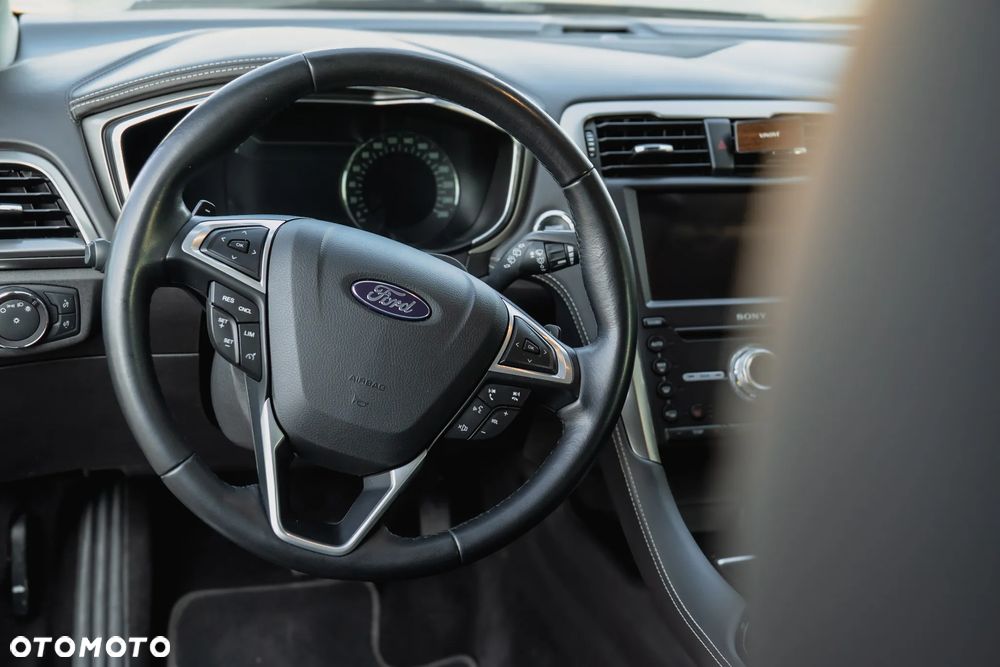 Ford Mondeo 2.0 EcoBlue Vignale AWD - 29