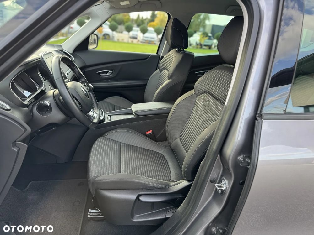 Renault Scenic - 22