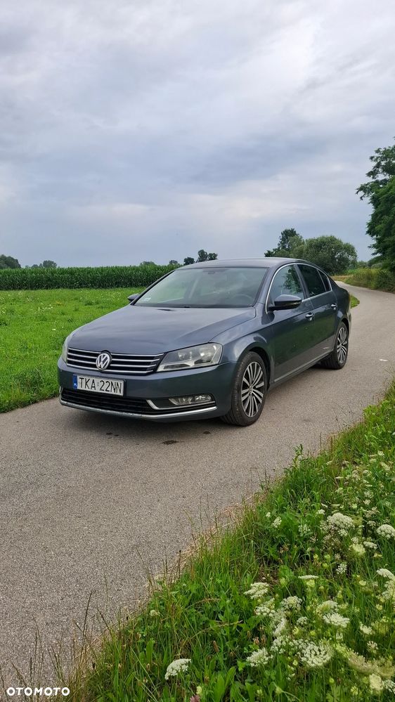 Volkswagen Passat 2.0 TDI Comfortline - 5