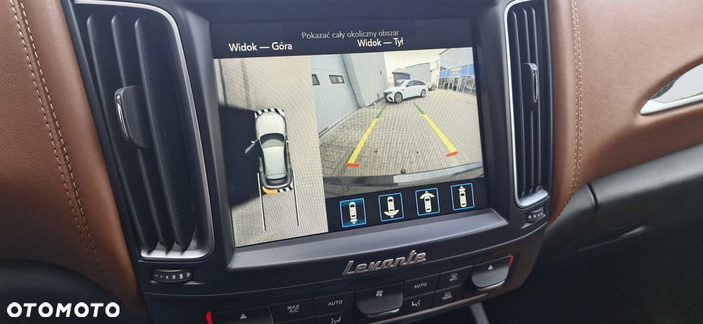 Maserati Levante S - 17