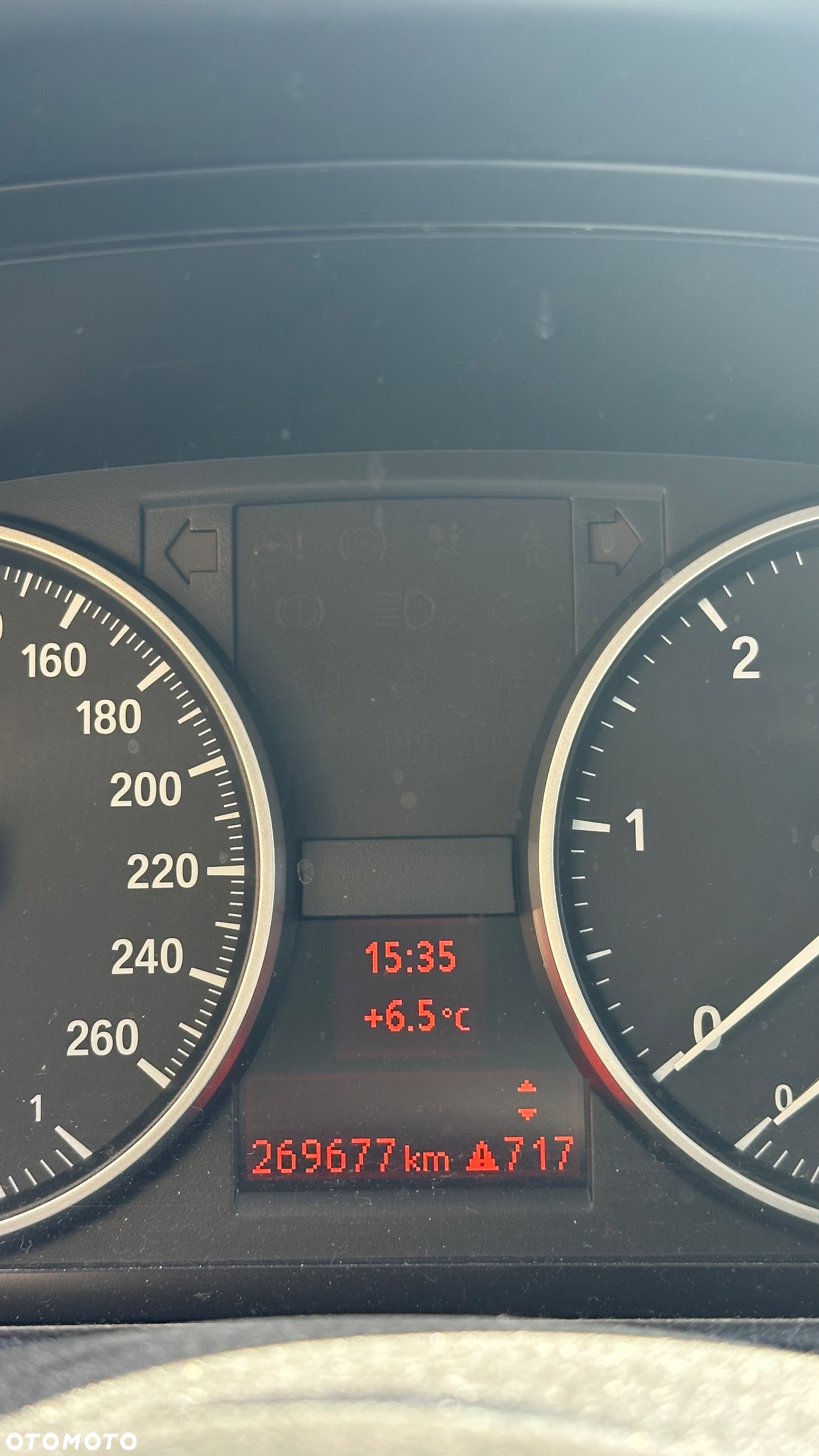 BMW Seria 3 318d - 23