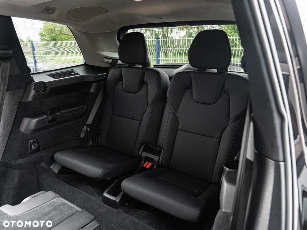 Volvo XC 90 T8 AWD Recharge Plus Dark - 29
