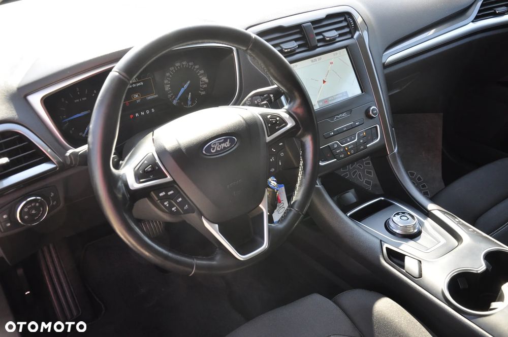Ford Mondeo 2.0 EcoBlue Titanium - 11