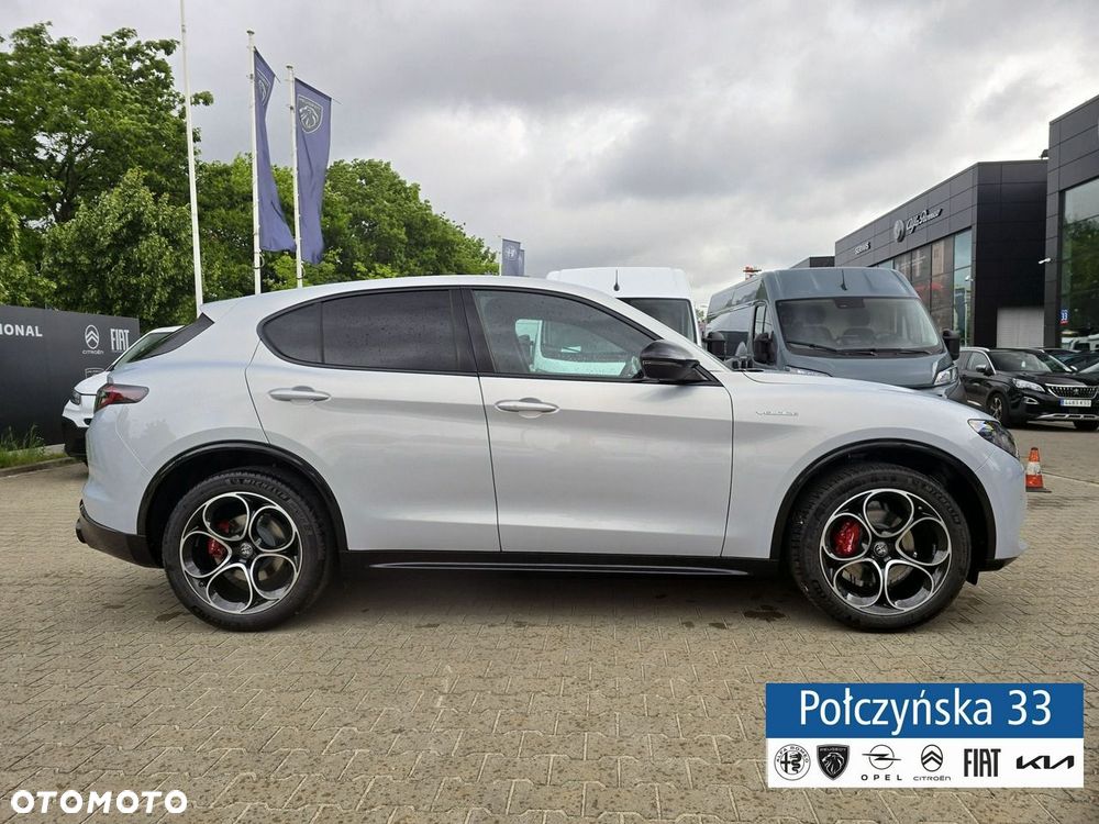 Alfa Romeo Stelvio - 5