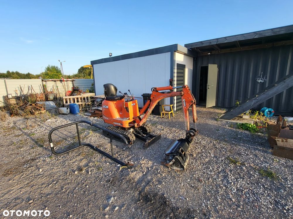 JCB 8008 - 1