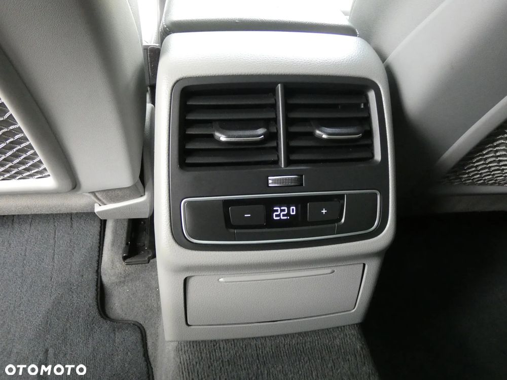 Audi A4 Allroad - 23