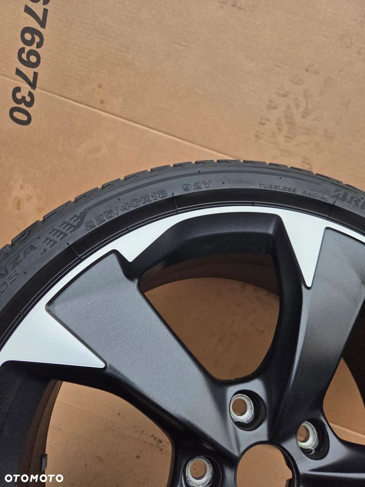 Felga aluminiowa z oponą Seat Cupra Leon IV 4 18 Cali 7.5Jx18H2 ET 46 5FA601025H 225/40R18 92 Y Bridgestone Turanza T005 0224 2024 Rok - 12