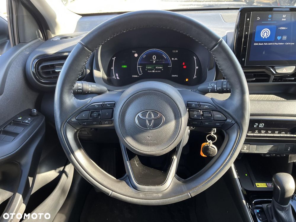 Toyota Yaris Hybrid 1.5 Style - 8