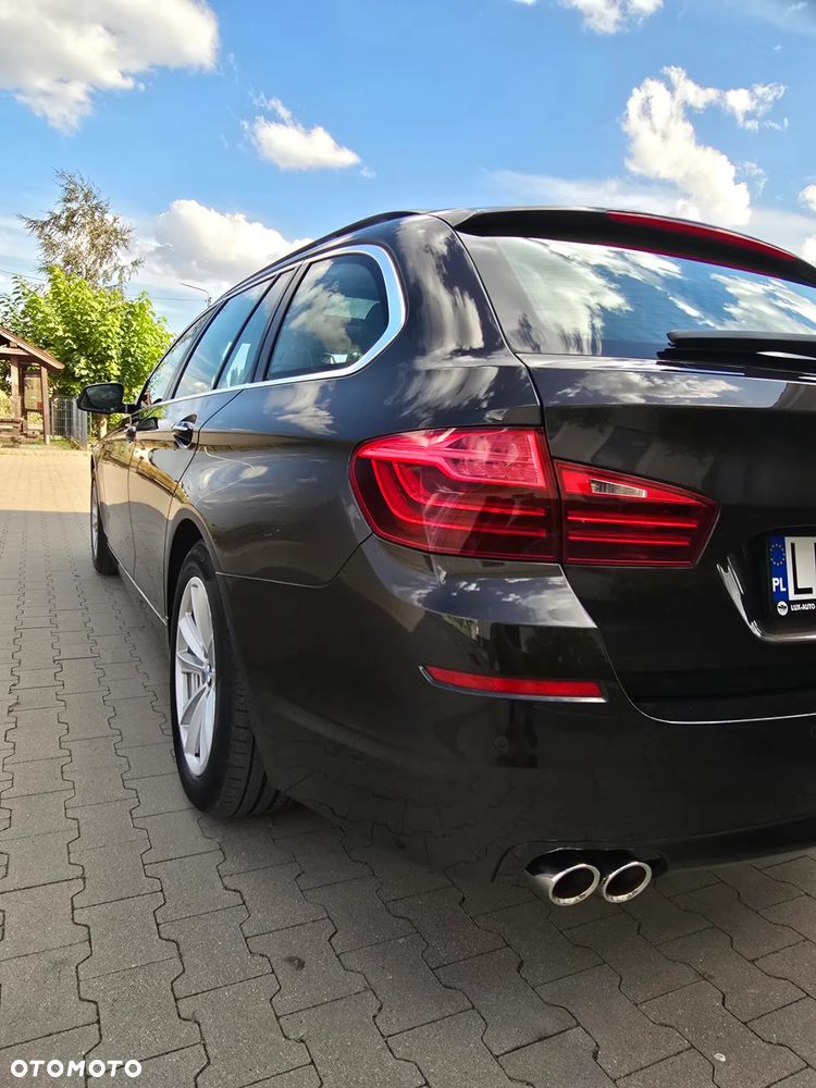 BMW Seria 5 520d Touring Luxury Line - 17