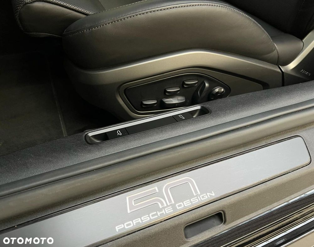 Porsche 911 Edition 50Y Design - 35