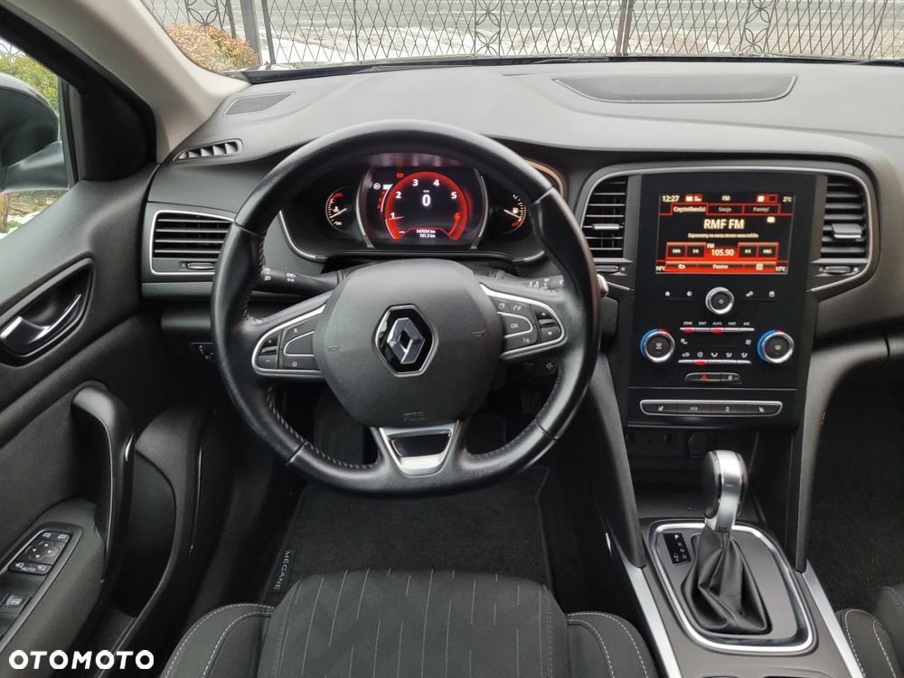 Renault Megane ENERGY TCe 140 EDC LIMITED - 11