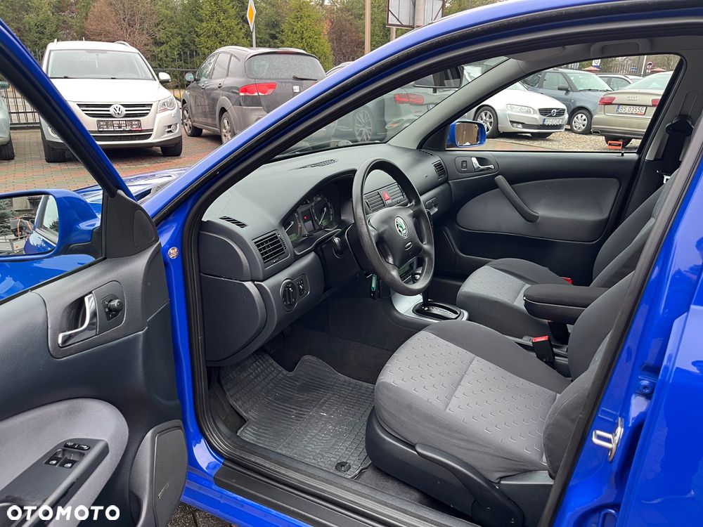 Skoda Octavia 1.6 Automatik Ambiente - 17