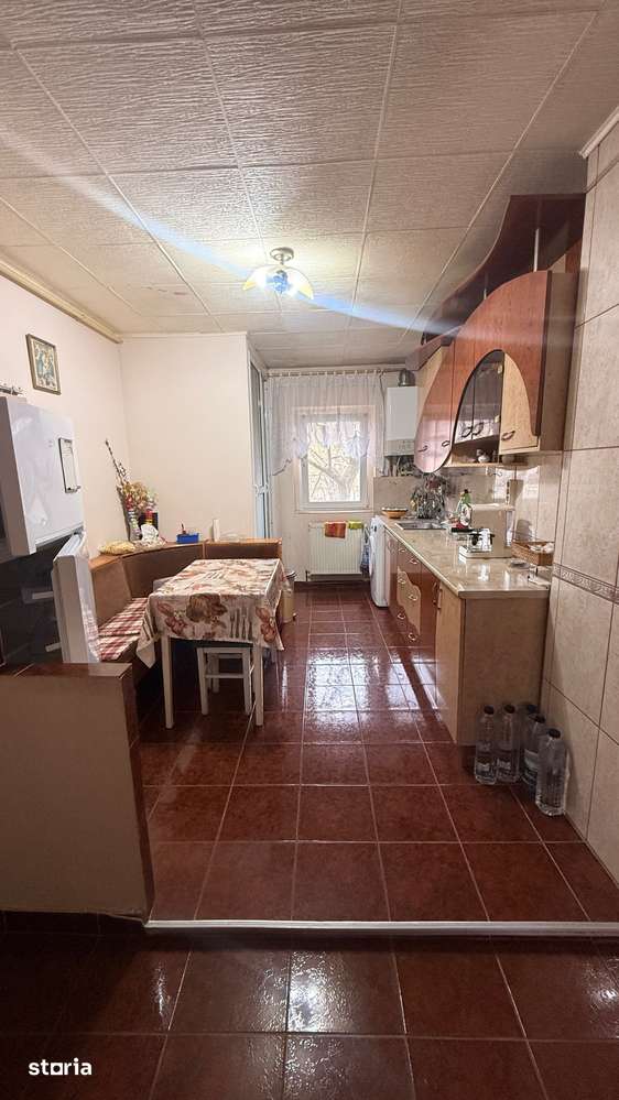 Serelor (Parcul Central) Apartament 4 camere, decomandat+ garaj +beci! — fotografia 1