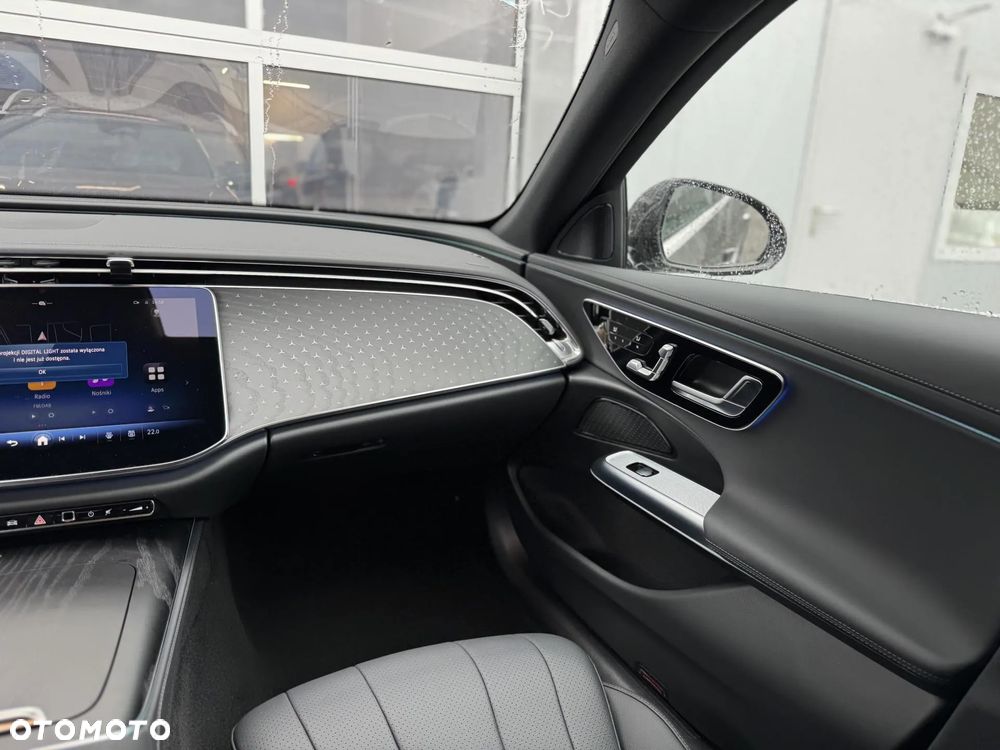 Mercedes-Benz Klasa E 220 d 4Matic 9G-TRONIC - 16