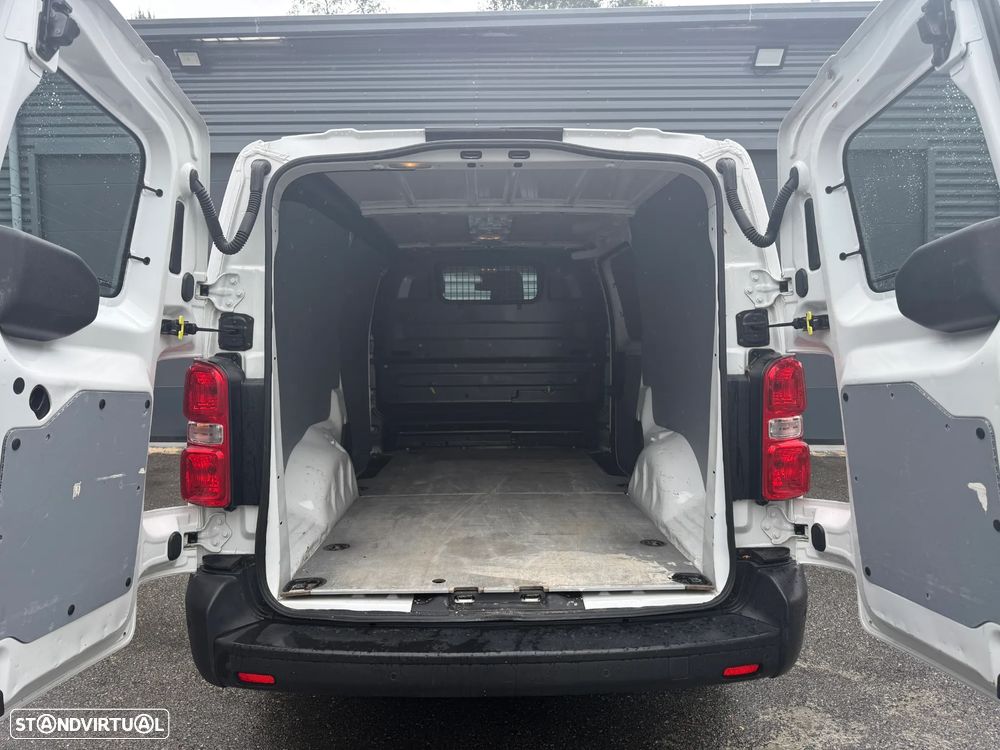Toyota PROACE 2.0 D-4D L2 H1 C/ AC + EXTRAS - 17