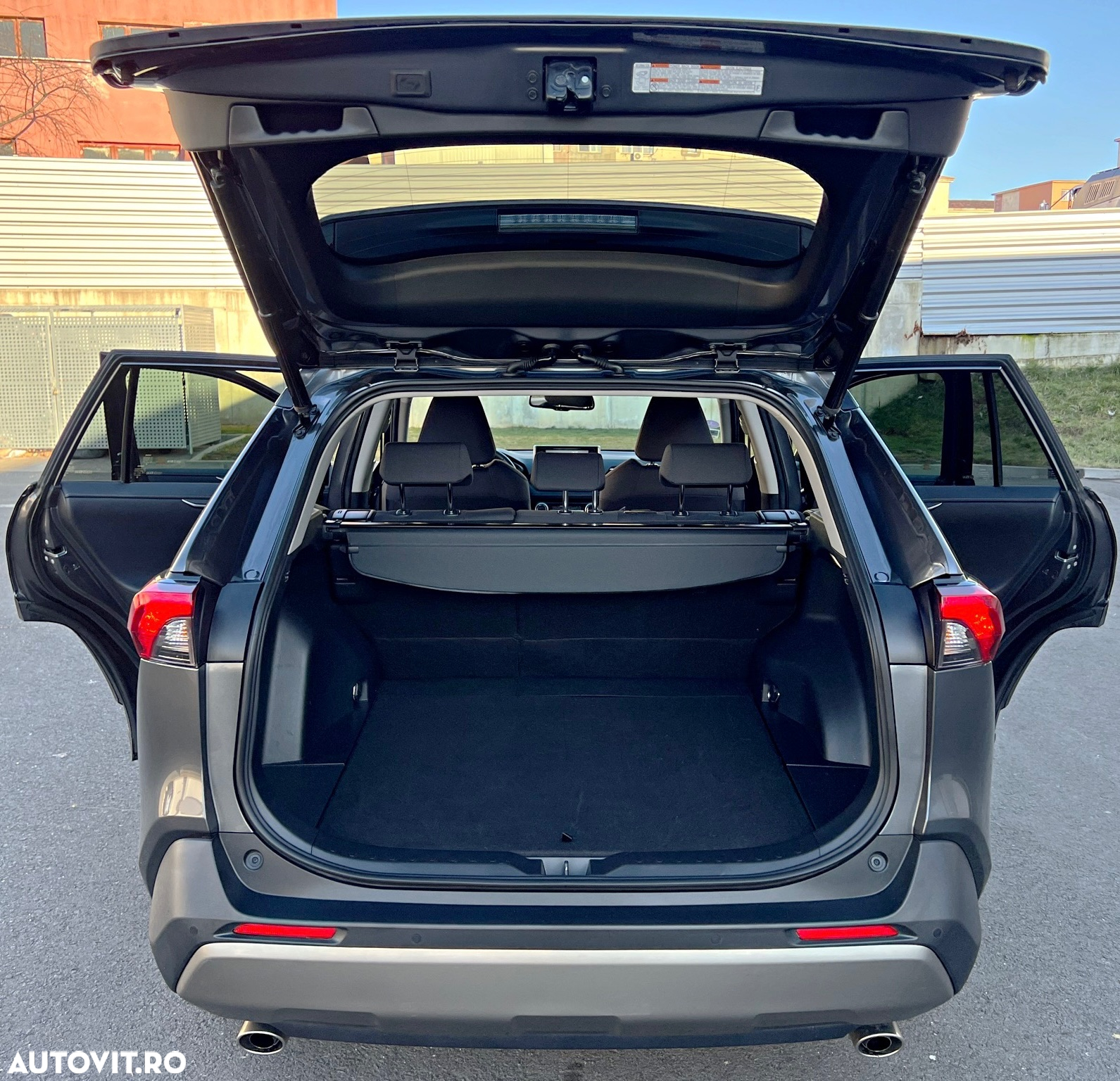 Toyota RAV4 2.5 4x2 Hybrid Business Edition - 11
