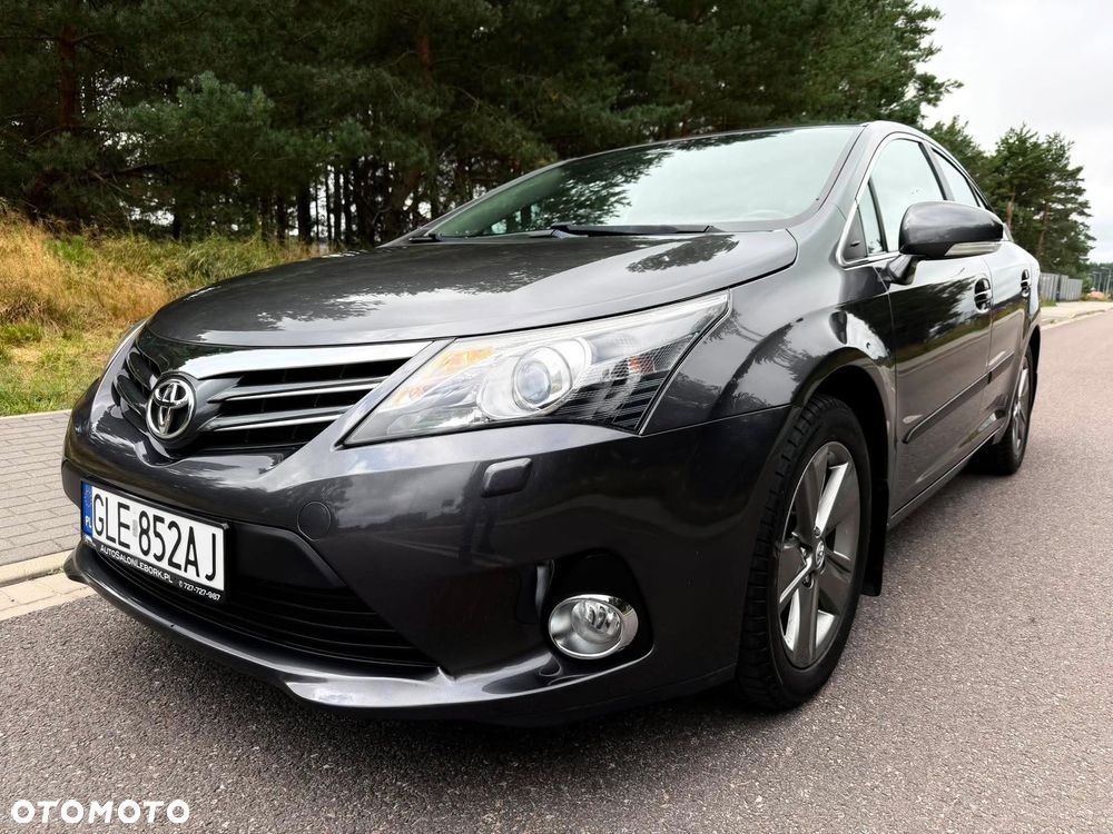 Toyota Avensis 1.8 Executive - 5