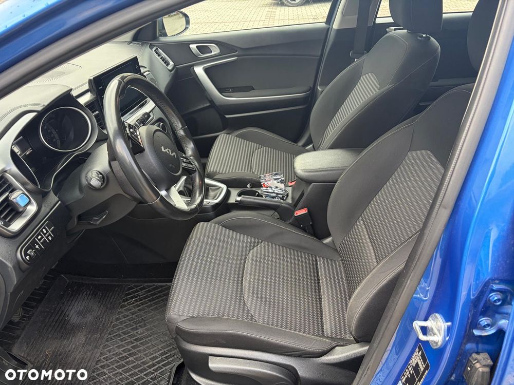 Kia Ceed 1.5 T-GDI M - 9