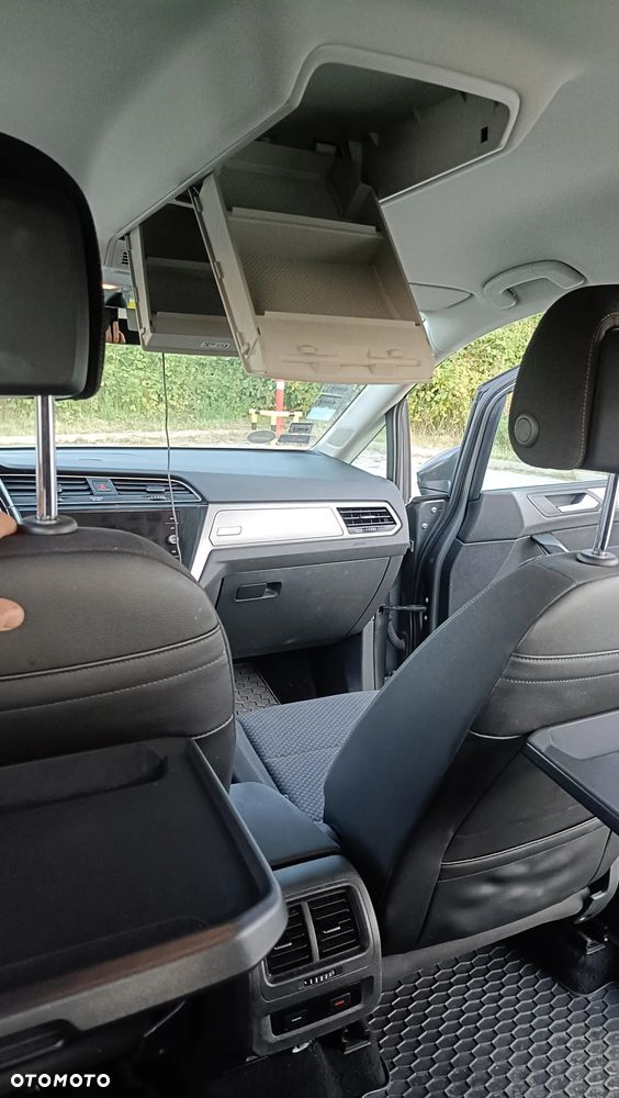Volkswagen Touran 1.6 TDI BMT SCR Comfortline - 18