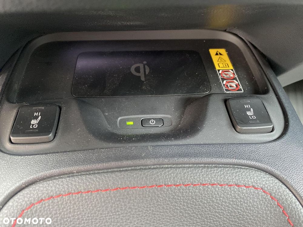 Toyota Corolla 2.0 Hybrid GR Sport Dynamic - 22