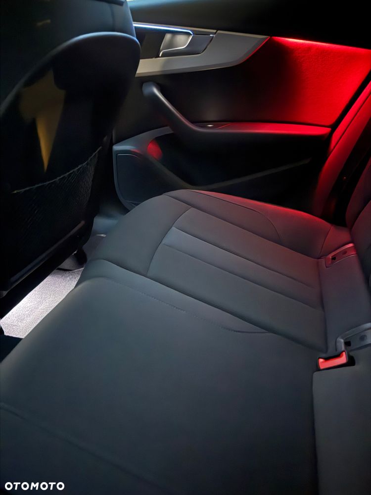 Audi A4 Avant 35 TDI mHEV Advanced S tronic - 33