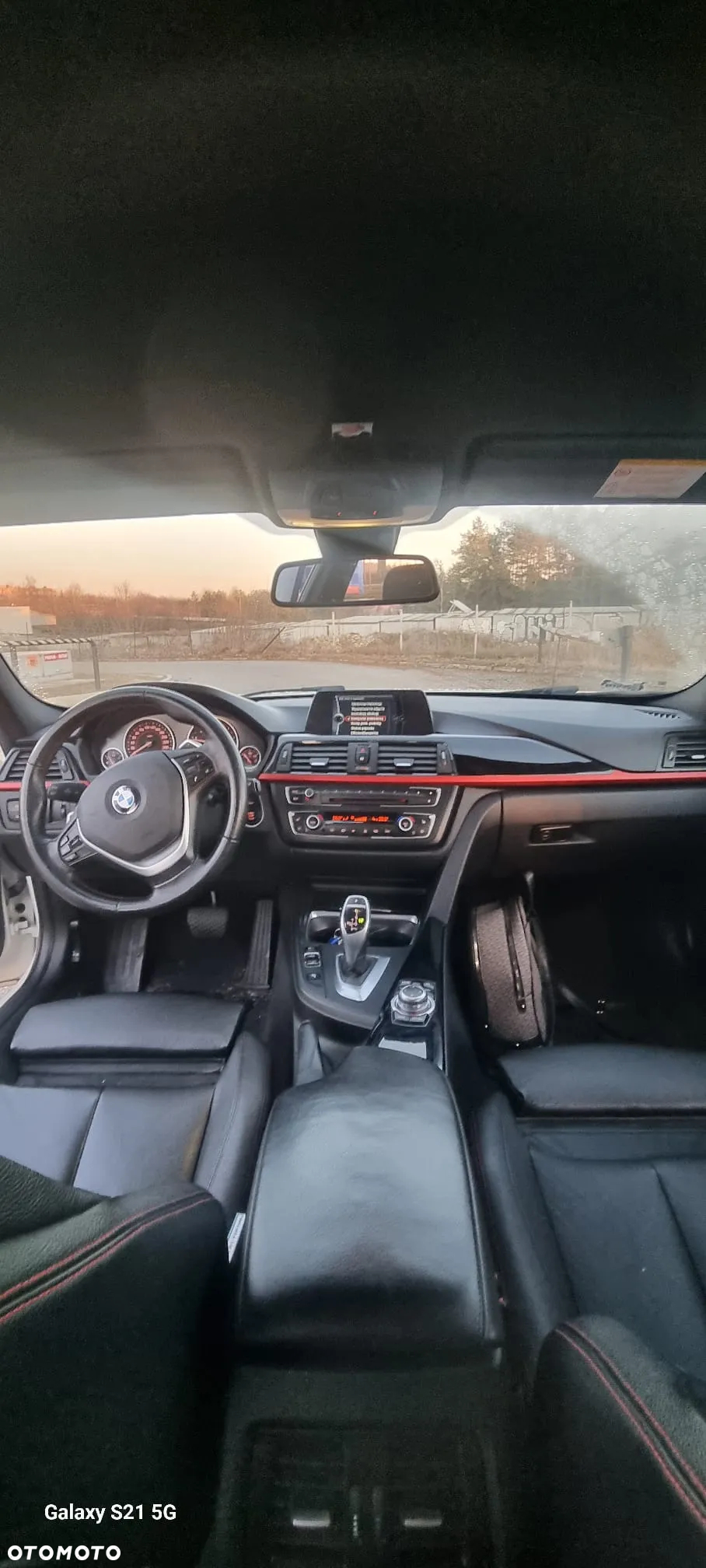 BMW Seria 3 328i Touring Sport Line - 3