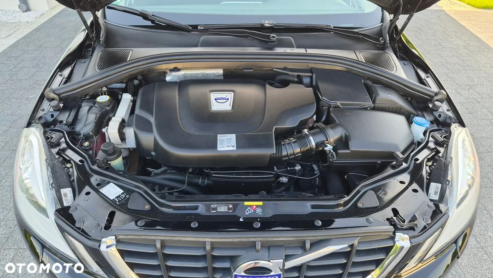 Volvo XC 60 D4 Momentum - 39