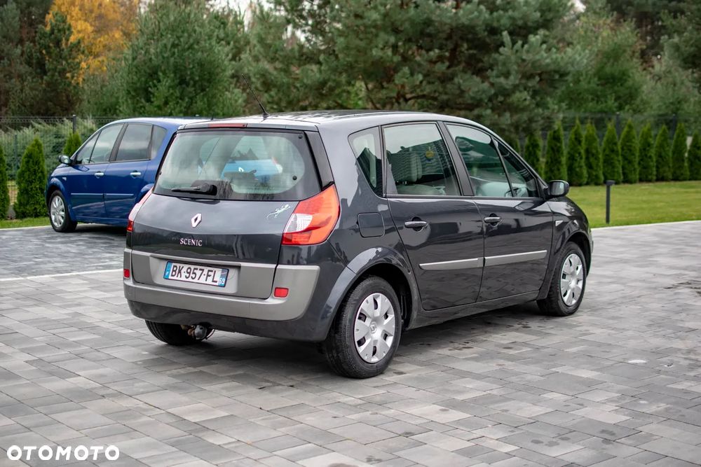 Renault Scenic - 22