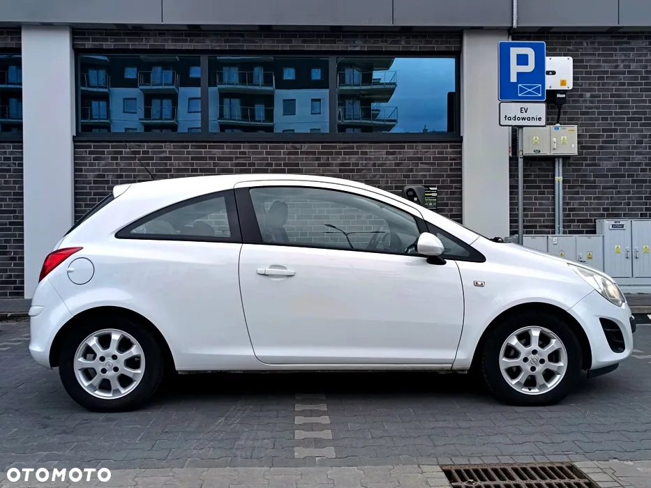 Opel Corsa 1.2 16V (ecoFLEX) Color Edition - 9