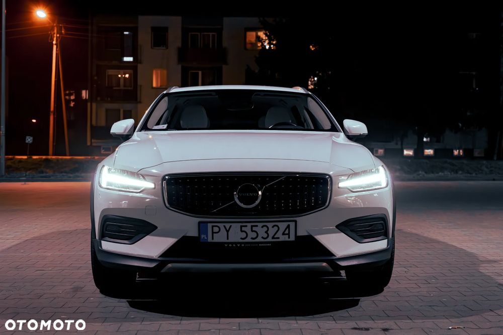 Volvo V60 D4 AWD Momentum Pro - 11
