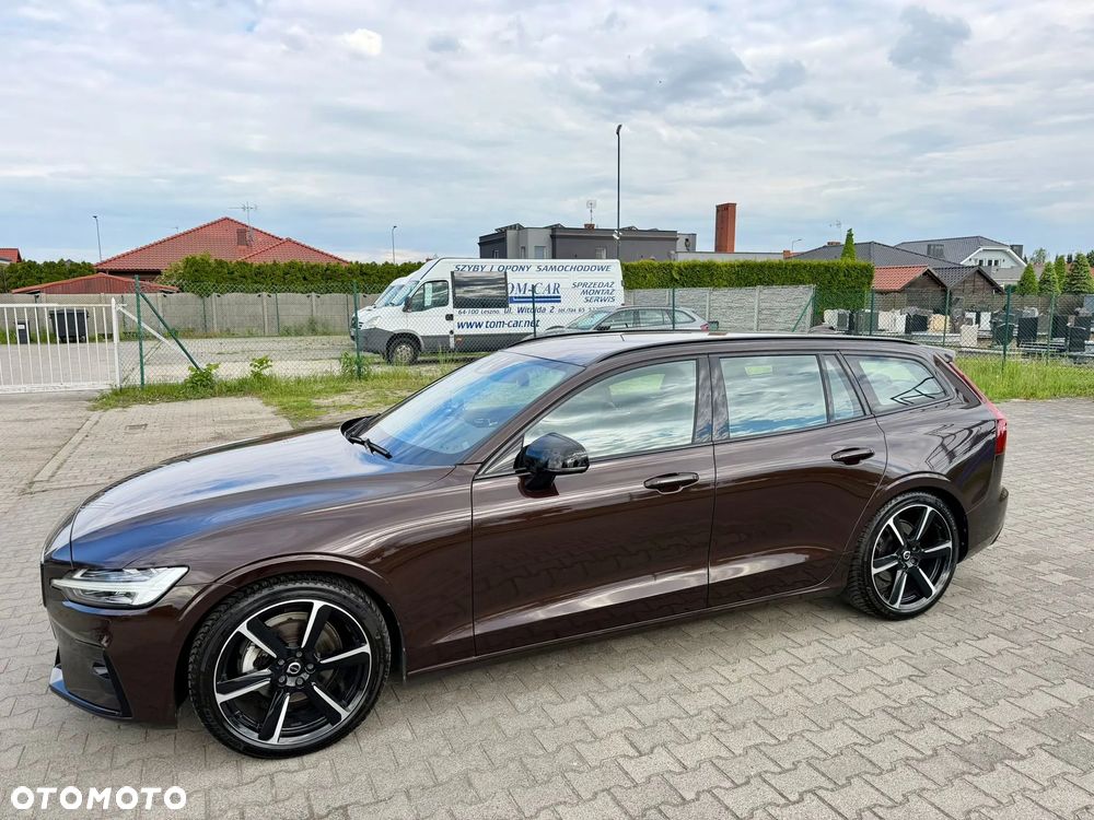 Volvo V60 D3 R-Design - 3