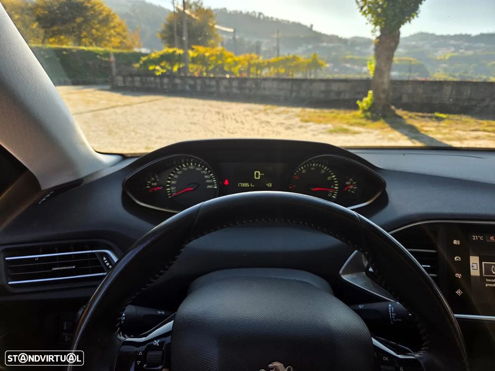 Peugeot 308 SW 1.2 PureTech Active - 6