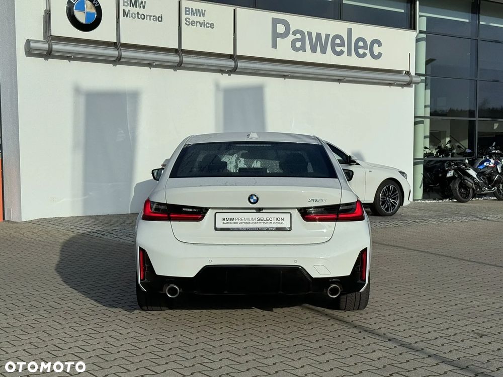 BMW Seria 3 318i - 5