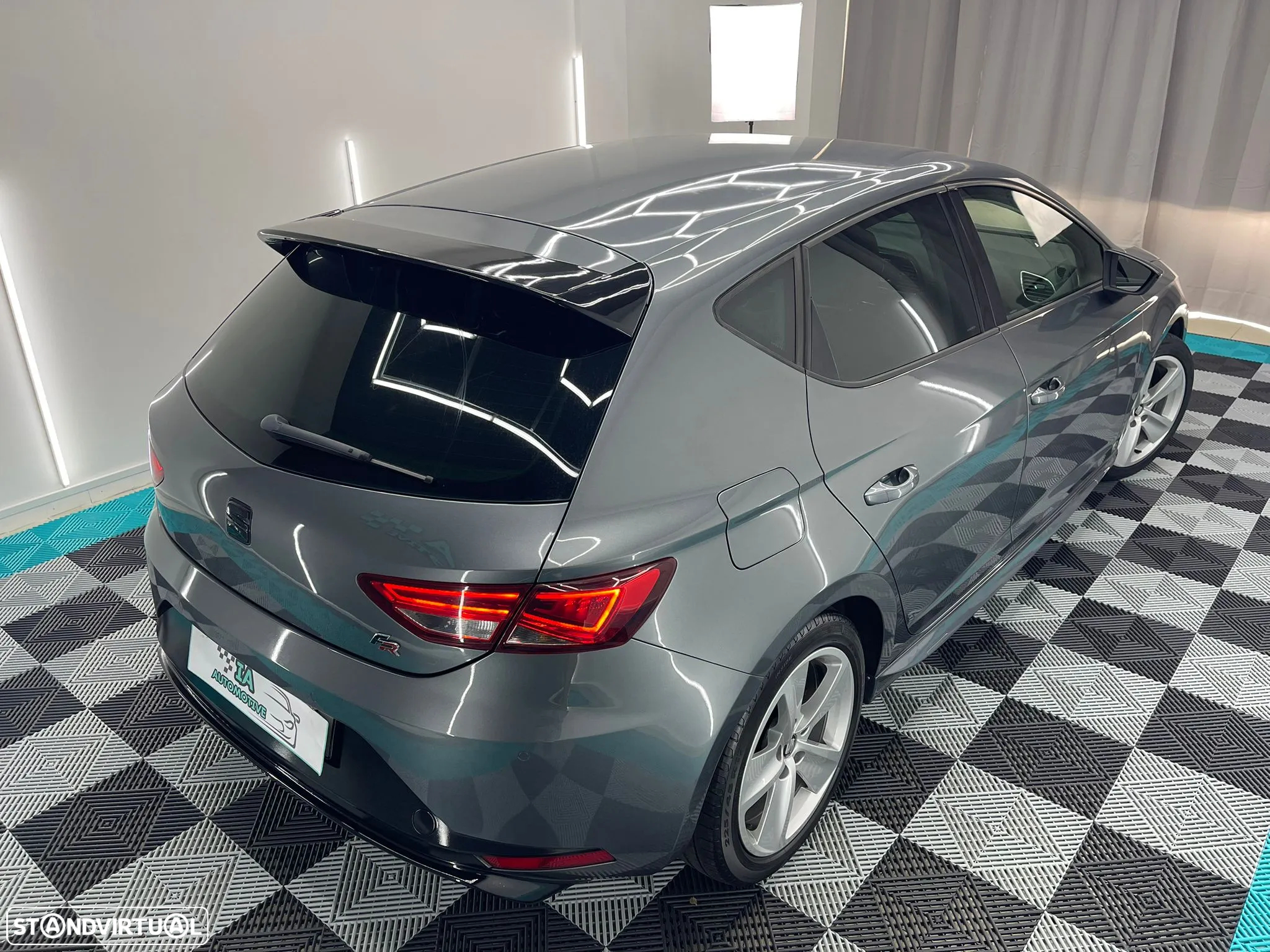SEAT Leon 2.0 TDI FR S/S - 7