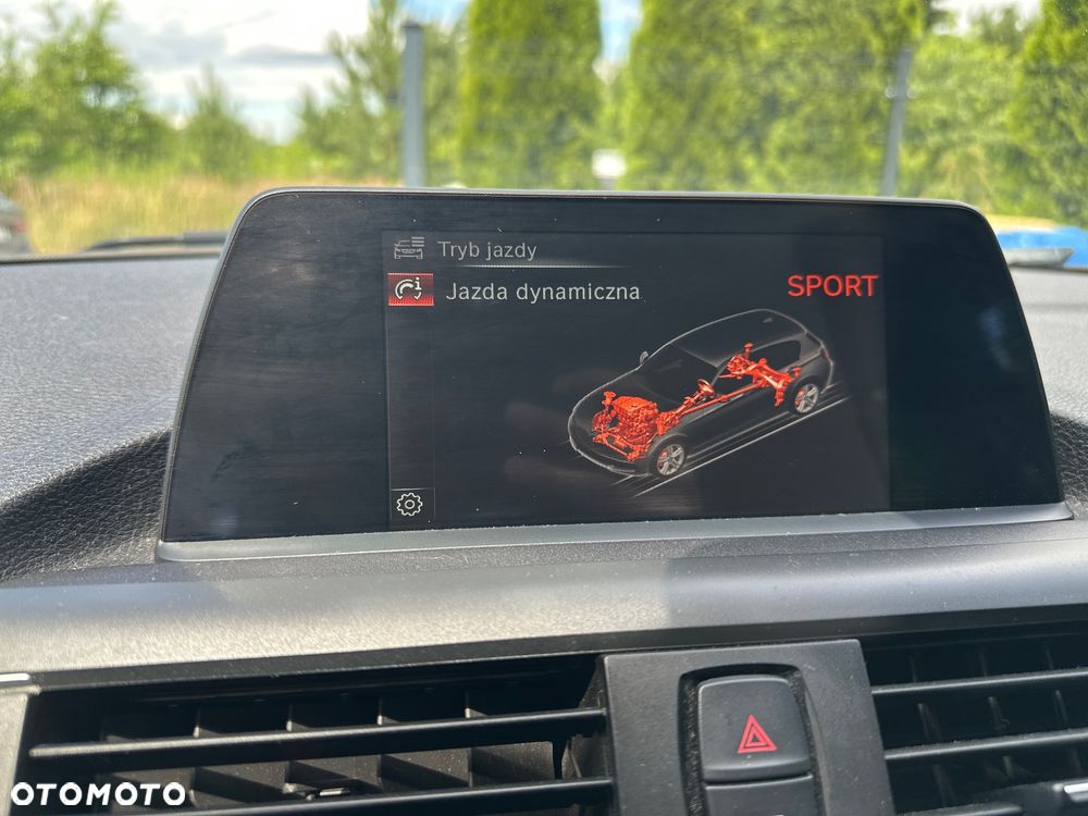 BMW Seria 1 118d - 10