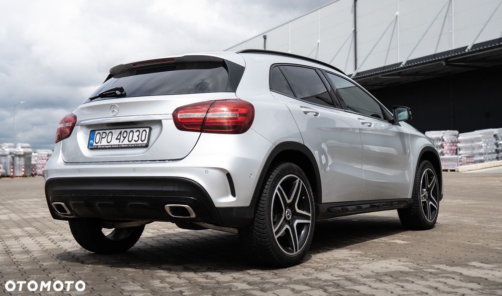 Mercedes-Benz GLA 220 4-Matic AMG Line - 4
