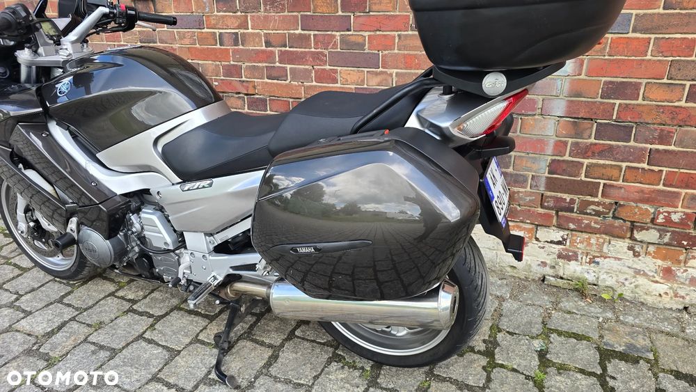 Yamaha FJR - 10