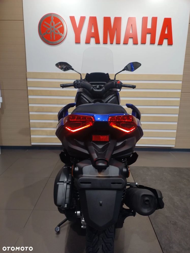 Yamaha X-max - 4