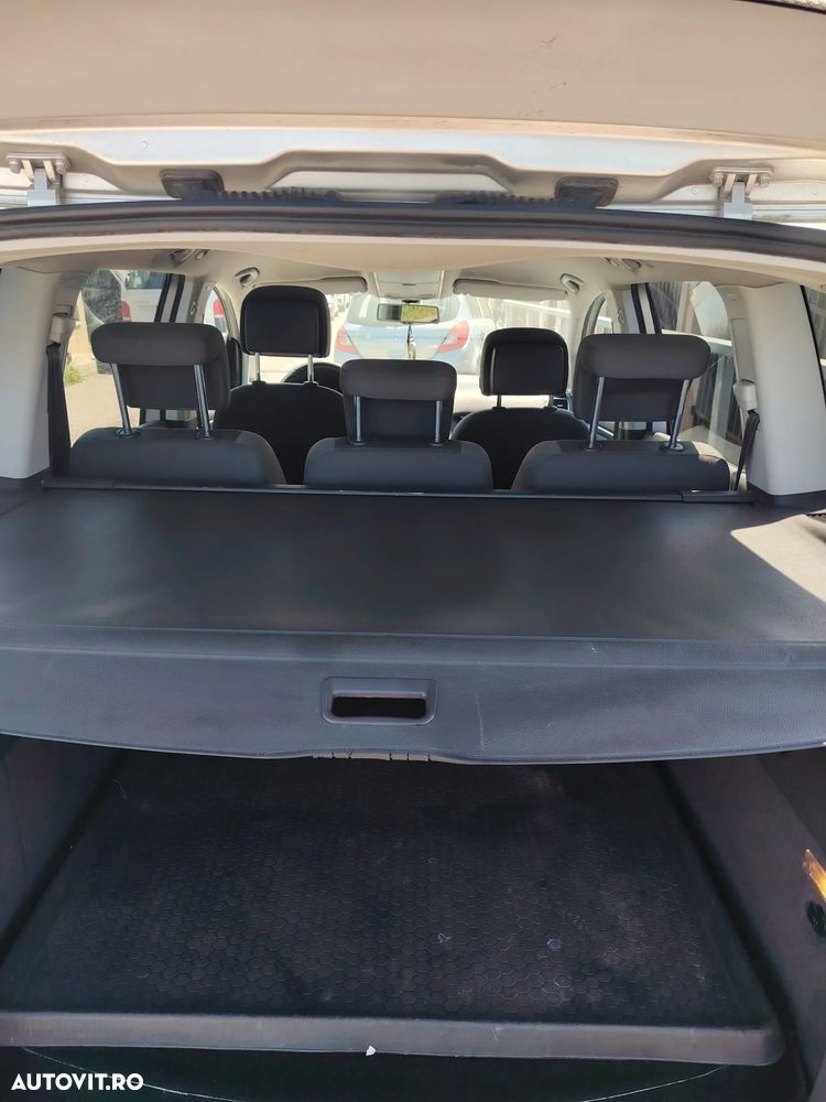 Volkswagen Touran Cross 2.0 TDI - 6
